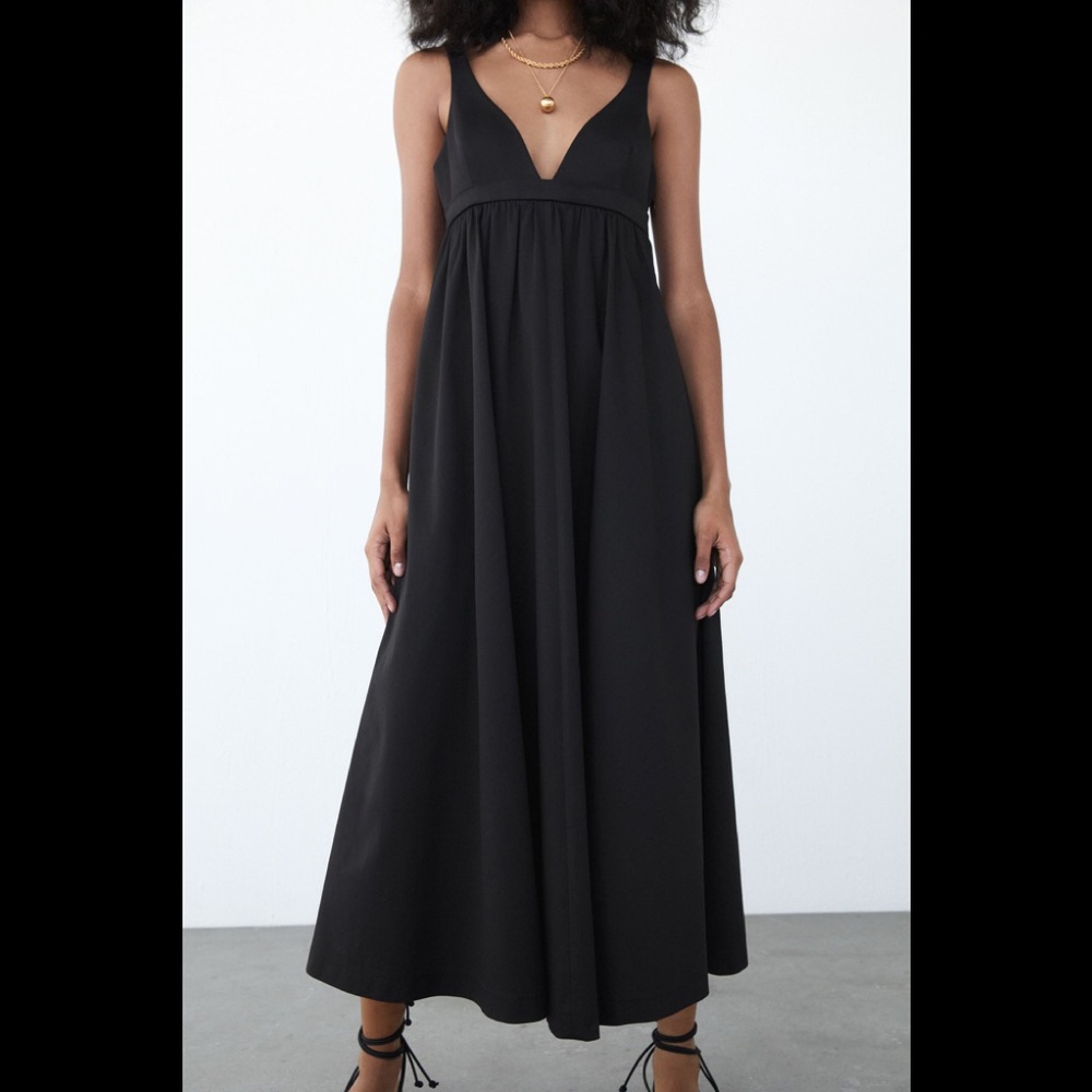 Zara Voluminous Poplin Maxi Dress in Black